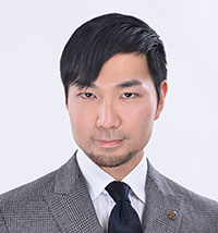 岡本　章吾