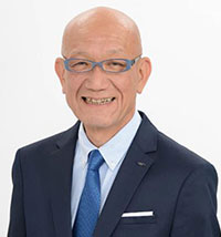 小野塚　康之