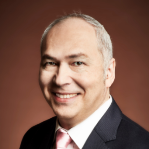 モーリーロバートソン300300